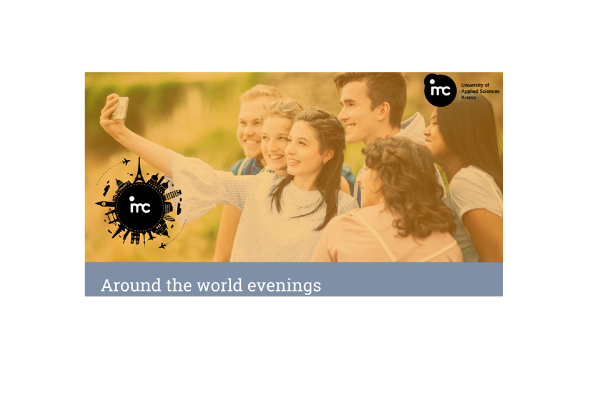 Eine Gruppe von sechs jungen Menschen wird dabei fotografiert, wie sie ein Selfie macht.